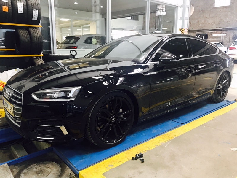 After-Audi Piano Black Revizyon